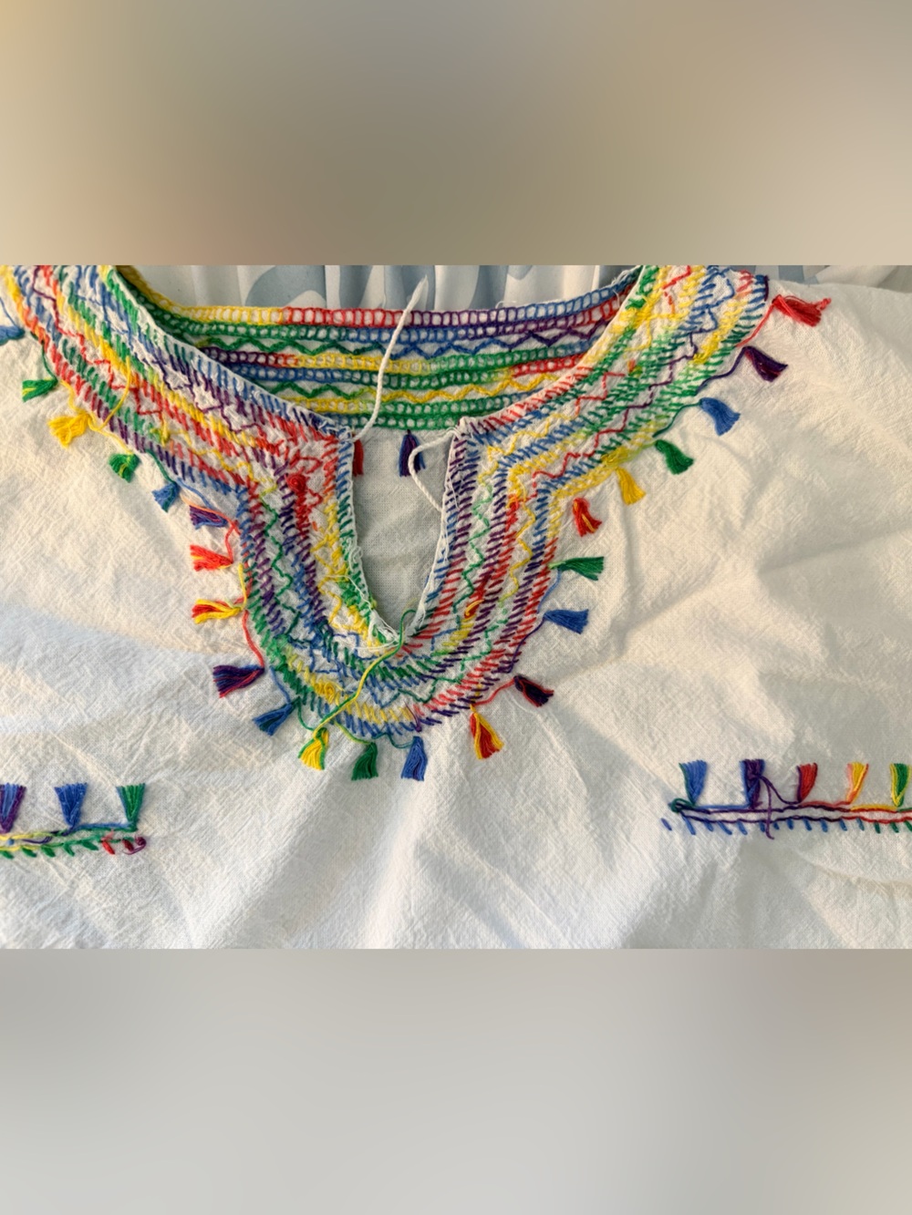 Embroidered White Cotton V-Neck Tunic with Multicolor Tassel Accents - Picture 4 of 5